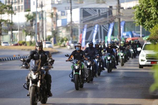 บาจาจวันเดย์ทริป เยี่ยมชมแลนด์มาร์ครอบเกาะภูเก็ต Bajaj Dominar Rides #17