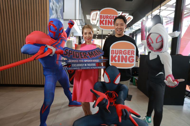 “เบอร์เกอร์คิง” ออกเมนูใหม่ KING JR พร้อมผนึก “โซนี่ พิคเจอร์ส” เผยโฉม  Burger King Spider Verse Store ครั้งแรกในไทย! พาสัมผัสจักรวาลซูเปอร์ฮีโร่ ผ่านนิวคอนเซปต์สโตร์ มัดใจแฟนพันธุ์แท้สไปเดอร์แมนทุกวัย