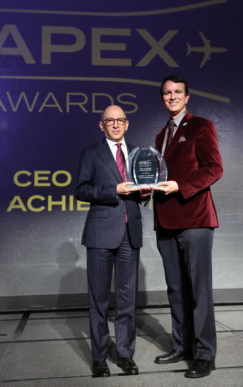 ประธานเจ้าหน้าที่บริหารกลุ่มสายการบินกาตาร์ แอร์เวย์ส  ฯพณฯ อัคบาร์ อัล เบเกอร์ คว้ารางวัล APEX CEO Lifetime Achievement Award