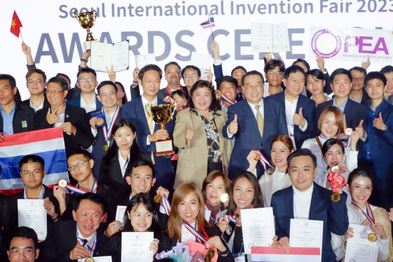 มหาวิทยาลัยเชียงใหม่ นำ DustBoy คว้ารางวัลสูงสุด Grand Prize  จากงาน “Seoul International Invention Fair 2023” ณ สาธารณรัฐเกาหลี