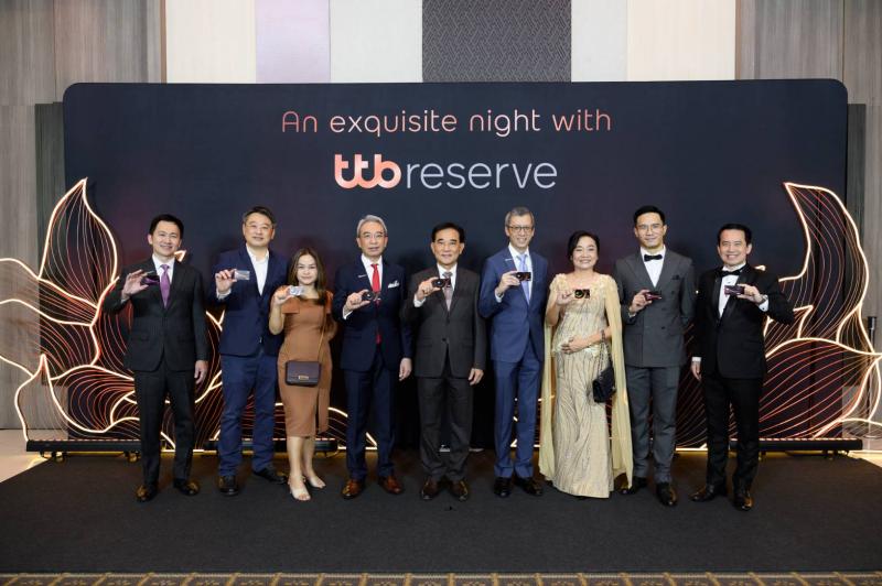 ทีเอ็มบีธนชาต สร้าง Exclusive Moments เพื่อขอบคุณลูกค้าคนสำคัญ  กับงาน “An exquisite night with ttb reserve” พร้อมมุ่งมั่นดูแลลูกค้าในทุกมิติ  ทั้งเรื่องธุรกิจและการต่อยอดความมั่งคั่งได้ไม่มีสิ้นสุด