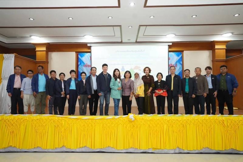 ศกพ. เข้าร่วมการประชุมคณะทำงานกำกับทิศทางโครงการส่งเสริมโอกาสทางการเรียนรู้และพัฒนาทักษะประชากรวัยแรงงานนอกระบบครั้งที่ 2/2568 ณ จังหวัดสงขลา ศกพ. เข้าร่วมการประชุมคณะทำงานกำกับทิศทางโครงการส่งเสริมโอกาสทางการเรียนรู้และพัฒนาทักษะประชากรวัยแรงงานนอกระบบครั้งที่ 2/2568 ณ จังหวัดสงขลา
