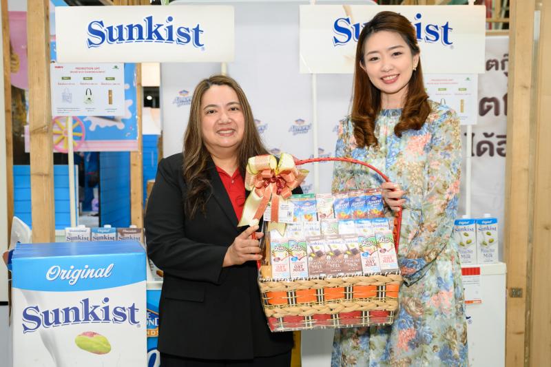 ซันคิสท์ จับมือแม็คโคร ร่วมฉลอง ”วันดื่มนมโลก” มอบนมทางเลือกเพื่อสุขภาพแก่เด็กๆ และสถานสงเคราะห์ ซันคิสท์ จับมือแม็คโคร ร่วมฉลอง ”วันดื่มนมโลก” มอบนมทางเลือกเพื่อสุขภาพแก่เด็กๆ และสถานสงเคราะห์
