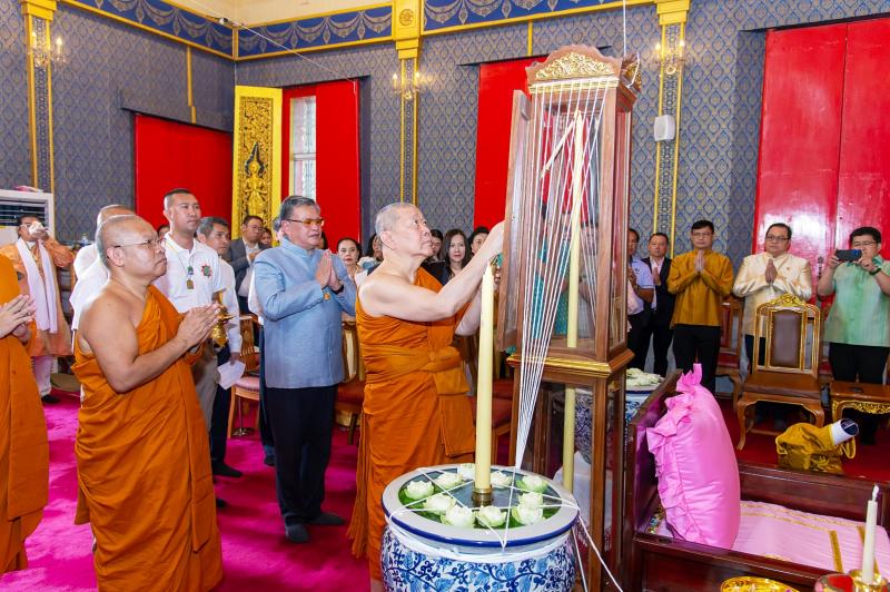 ม.เกษตรศาสตร์ จัดพิธีพุทธาภิเษก และ เบิกเนตร ”พระพุทธปุญญเกษตราภิบาล” ” พระพุทธรูปประจำโรงพยาบาลเกษตรศาสตร์ และ องค์พระขนาดต่างๆ เพื่อความเป็นสิริมงคล และเช่าบูชานำปัจจัยสมทบสร้างโรงพยาบาลเกษตรศาสตร์ ม.เกษตรศาสตร์ จัดพิธีพุทธาภิเษก และ เบิกเนตร ”พระพุทธปุญญเกษตราภิบาล” ” พระพุทธรูปประจำโรงพยาบาลเกษตรศาสตร์ และ องค์พระขนาดต่างๆ เพื่อความเป็นสิริมงคล และเช่าบูชานำปัจจัยสมทบสร้างโรงพยาบาลเกษตรศาสตร์