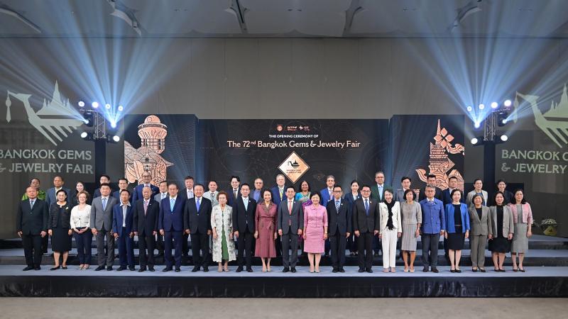 มหกรรมอัญมณีและเครื่องประดับ ‘บางกอกเจมส์’ ครั้งที่ 72 สุดอลังการ ดันเงินสะพัดกว่า 3500 ล้านบาท