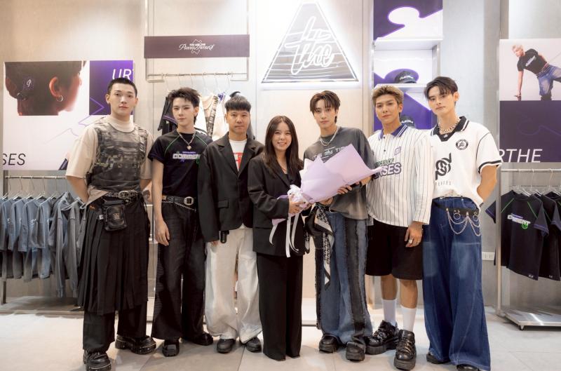 URTHE (ยูอาร์เดอะ) เปิดตัวคอลเลกชันพิเศษ URTHE x PERSES  ดึงบอยกรุ๊ปชื่อดัง ย้ำภาพแฟชั่นสตรีตแวร์สุดคูลของ Gen ใหม่