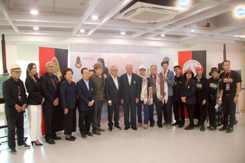 สมาคมศิษย์เก่าเพาะช่าง จัดคอนเสิร์ตการกุศล “คนวาดรูป : วันวาน วันนี้” สมาคมศิษย์เก่าเพาะช่าง จัดคอนเสิร์ตการกุศล “คนวาดรูป : วันวาน วันนี้”