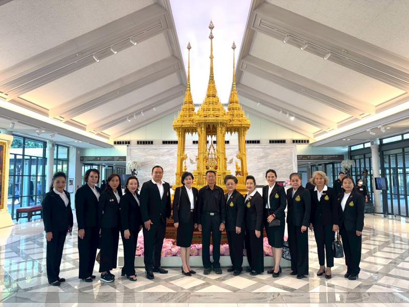 ศูนย์ศิลปาชีพเกาะเกิด เปิดให้ประชาชนเข้าชมกิจกรรมเทิดพระเกียรติฯ  เพื่อน้อมนำแนวพระราชดำริ สืบสานศิลปวัฒนธรรมไทยอย่างยั่งยืน