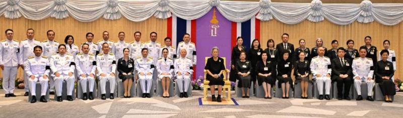 พระราชทานเข็ม “พุ่มเพชร” แก่ผู้สนับสนุนงานมูลนิธิร่วมจิตต์น้อมเกล้าฯ เพื่อเยาวชน สมเด็จพระกนิษฐาธิราชเจ้า กรมสมเด็จพระเทพรัตนราชสุดาฯ