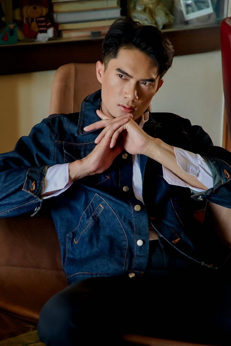 ครูหนุ่มเมืองพญาแล สู่เวทีระดับโลก “Manhunt Thailand 2026”