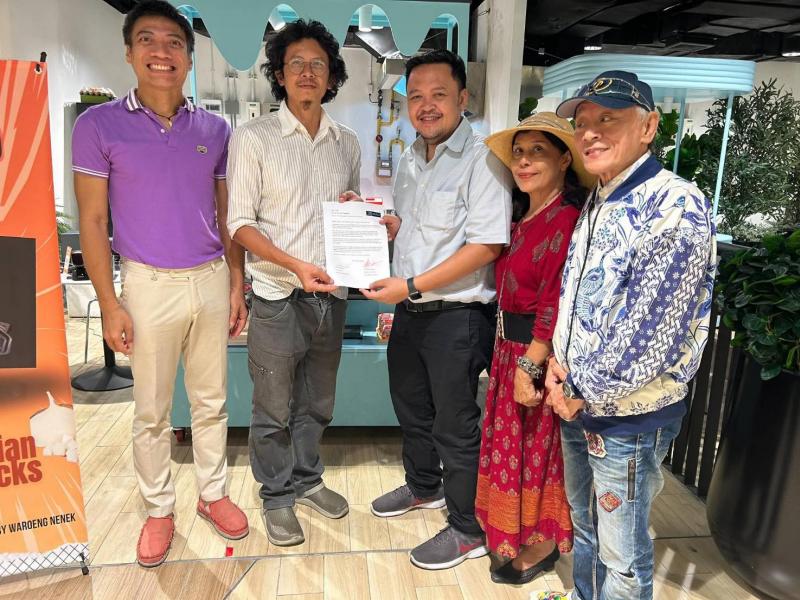 อาจารย์สุชาติ มาลาล้ำ ผู้ก่อตั้ง AISX หารือความร่วมมือด้าน AI Fashion กับหอการค้าอินโดนีเซีย-ไทย