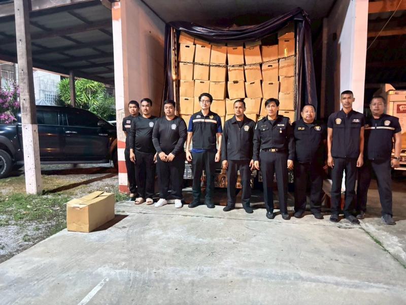 “สุริยะ“ มอบเลขาสรวุฒิ ลุยนโยบายปราบสินค้าเกษตรเถื่อน ล่าสุดปศุสัตว์สกัดจับไข่ไก่เชื้อสงสัยลักลอบนำเข้า 1.8 แสนฟอง มูลค่ากว่า 2 ล้านบาท 